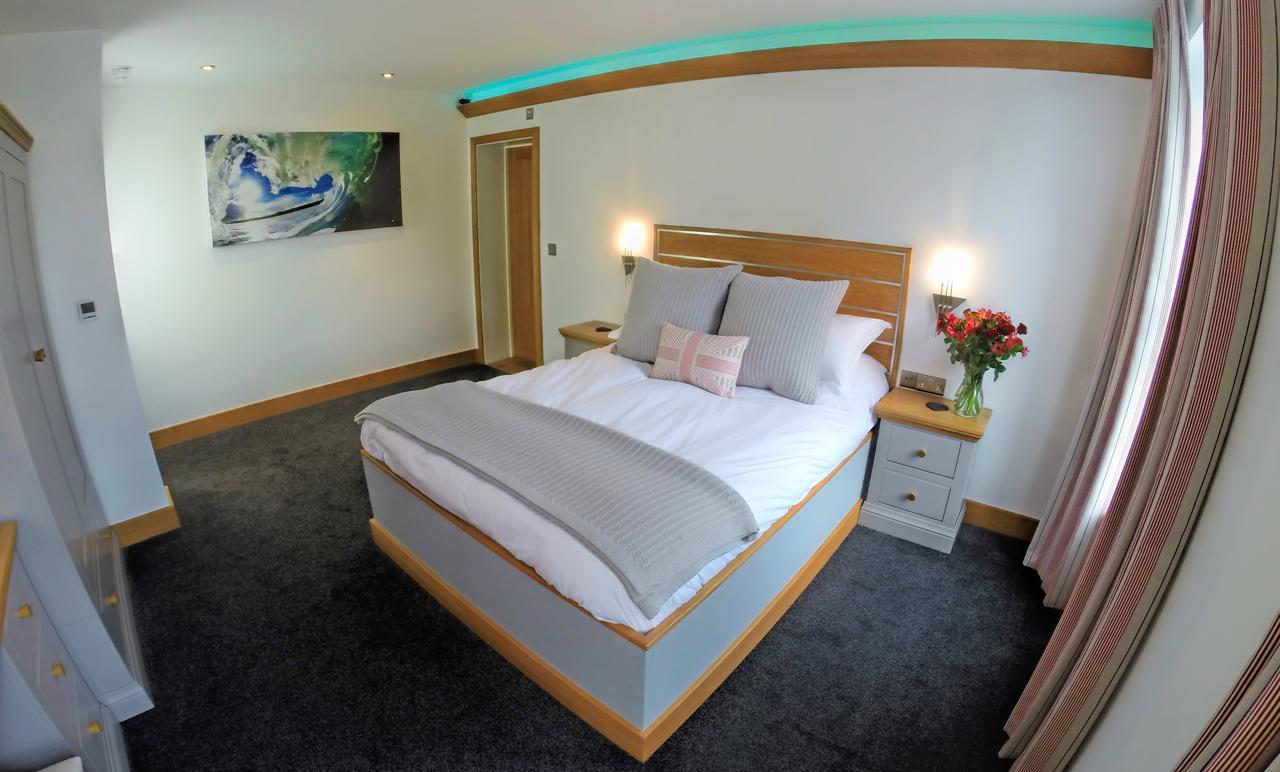 The Oceanic Luxury Aparthotel Falmouth Exteriér fotografie